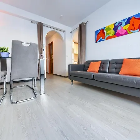 Holidays2fuengirola Palangreros 100 Mts From And Promenade Apartment *