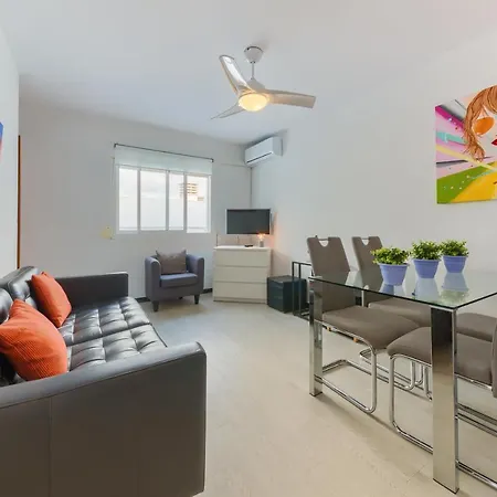 Apartment Holidays2fuengirola Palangreros 100 Mts From And Promenade *