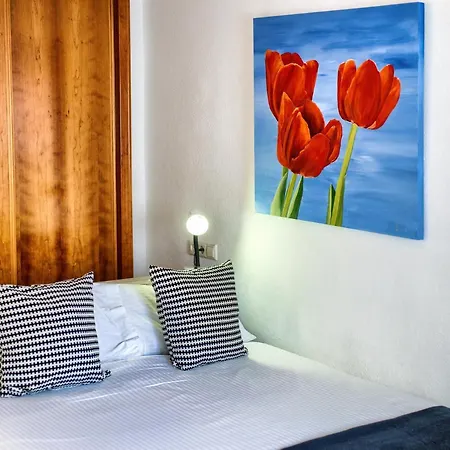 Apartment Holidays2fuengirola Palangreros 100 Mts From And Promenade *